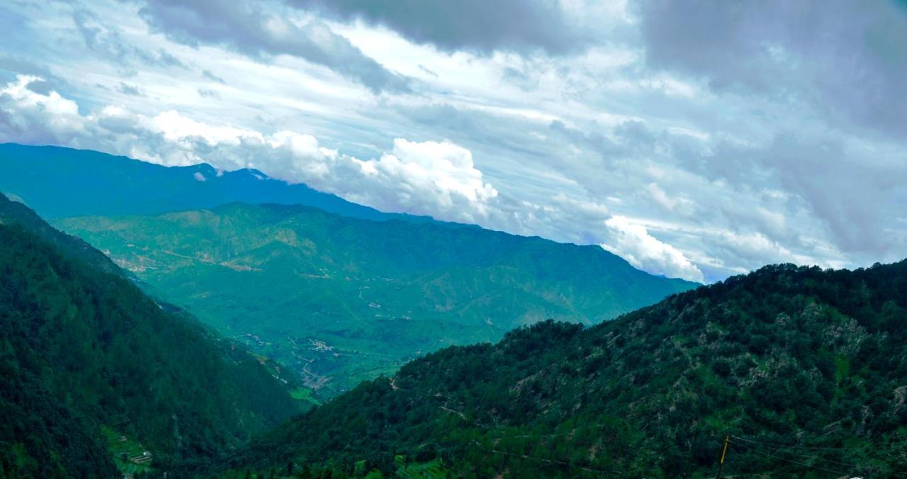 Glamwood Resort Dhanaulti, Ranked 1 In 达纳尔蒂 外观 照片